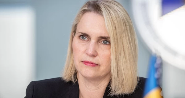 Бриджит Бринк объяснила, что ушла с должности посла США в Украине из-за политики Трампа, и назвала Россию 