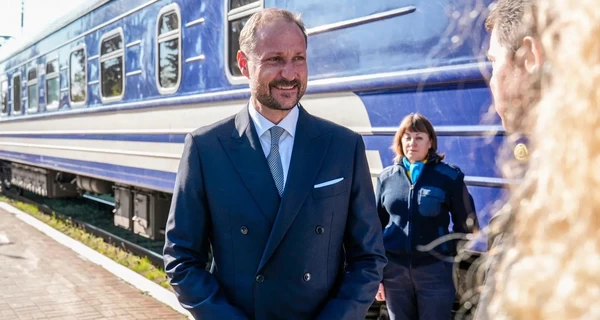 В Украину впервые за 20 лет прибыл член королевской семьи Норвегии