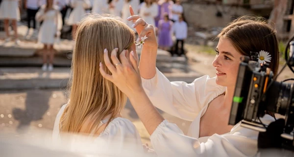 Выпускной-2025: украинский вайб, прощальный вальс под Джамалу и тикток-тренды