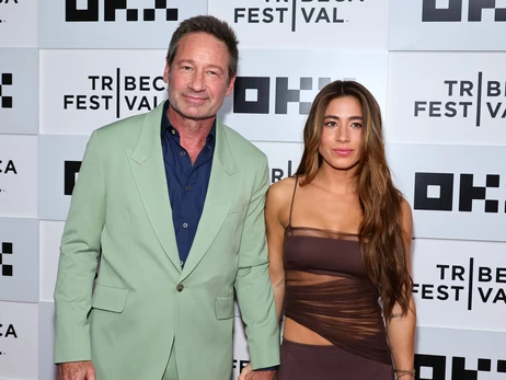 Девід Духовни одружився вдруге