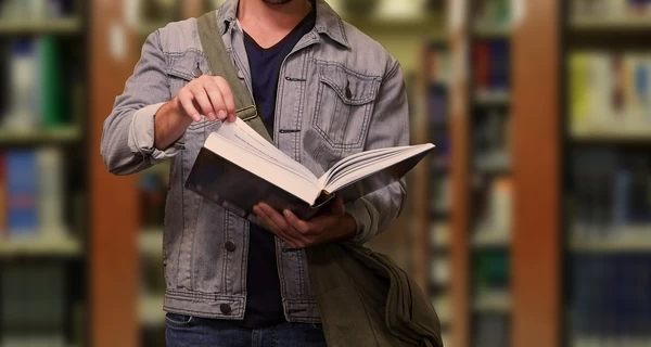 МОН начало проверку в университетах из-за рекордного количества аспирантов