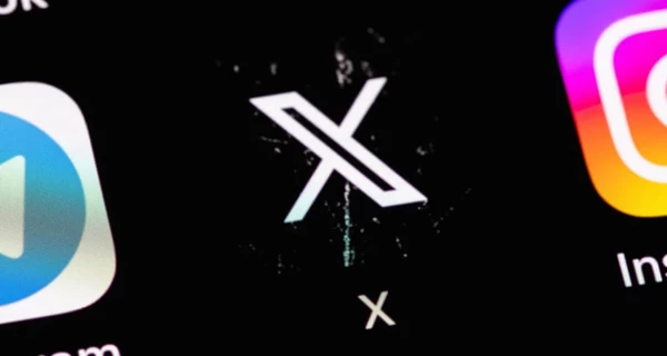 В работе соцсети X произошел масштабный сбой