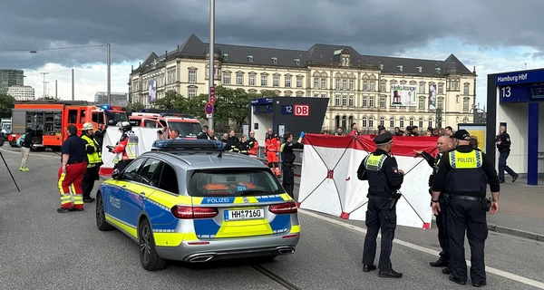 В Гамбурге женщина напала с ножом на людей, пострадали более десяти человек