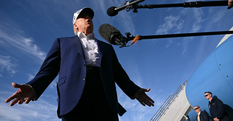 Трамп заявил, что Путин «стал абсолютно безумным» и хочет всю Украину