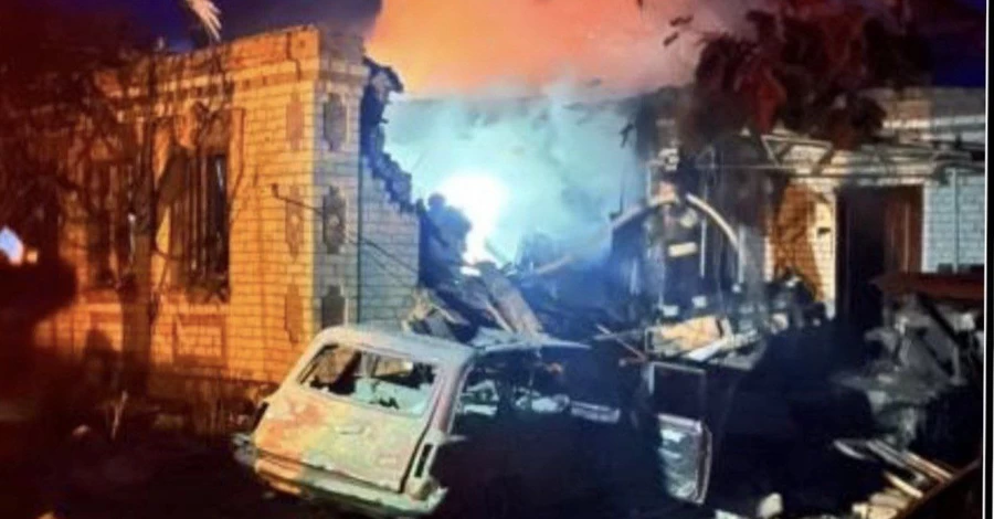 Росіяни вдарили дроном по будинку у Запорізькій області, є постраждалі