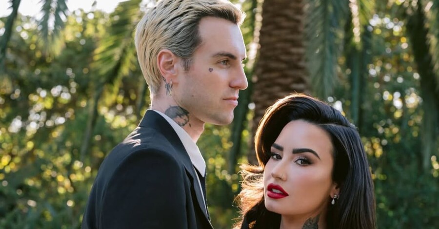 Горьковка Балашиха минет машинада Семіз жалаңаш әйелдерге қарап