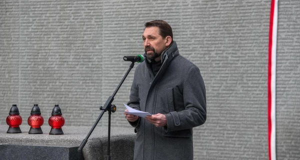 Культурные деятели инициировали отставку министра Точицкого из-за увольнения директора Лавры