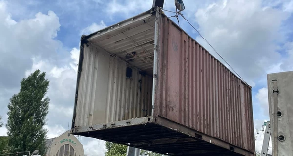 Коммунальщики демонтировали рынок возле Центрального вокзала Киева