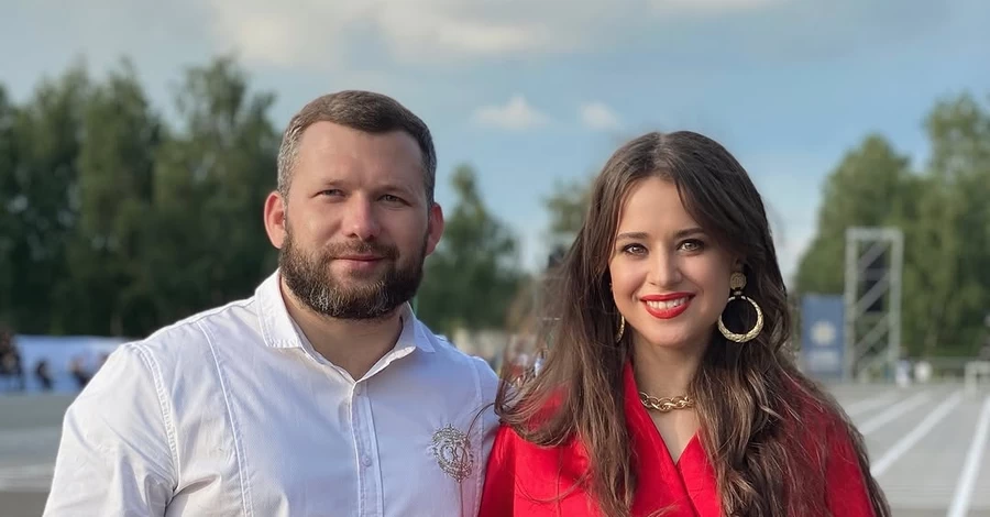 Колишня дружина Дзідзьо SLAVIA розповіла, чому не хоче весілля і чи планує брати прізвище коханого