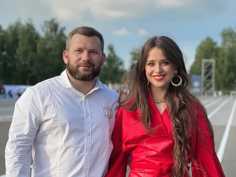 Колишня дружина Дзідзьо SLAVIA розповіла, чому не хоче весілля і чи планує брати прізвище коханого