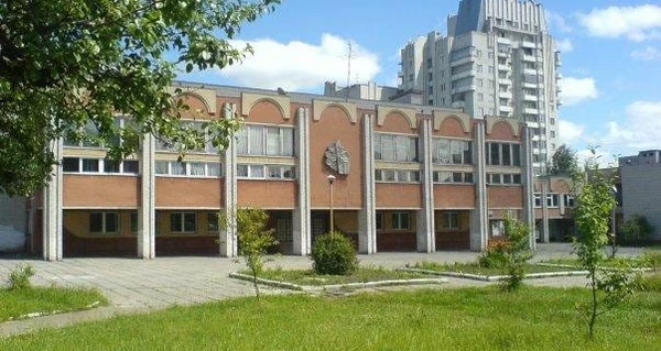 У львівському ліцеї учні веселилися під пісні Моргенштерна