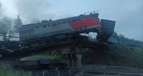 У Росії за добу обвалилися два мости - один під Брянськом, другий - у Курській області