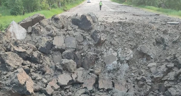 Россия ударила по Харькову дронами и баллистическими ракетами, среди пострадавших ребенок