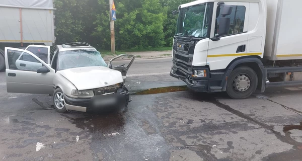 На Волыни в ДТП погибли супруги, их двое детей ранены 