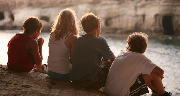 Когда дети на каникулах, а родители на работе: сохраняем спокойствие и подключаем Family Link