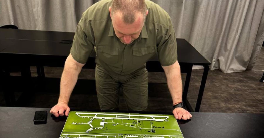 Малюк провів одну з найкращих операцій в історії світових спецслужб, - експерт про ураження стратегічної авіації рф