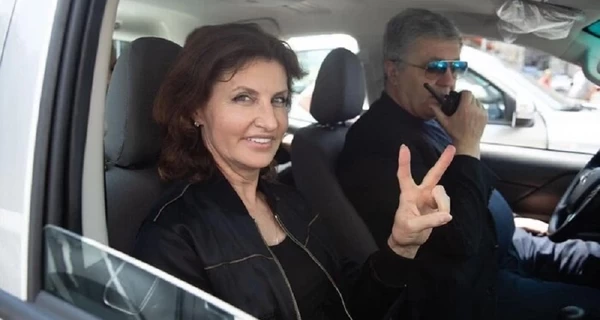 Чтобы обойти санкции, Петр Порошенко пытался переписать на жену все активы, а себе оставить прицеп, - СМИ