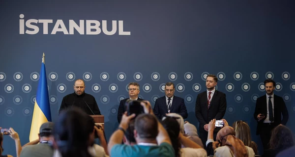 ЦПД опроверг заявление россиян о встрече Умерова с Мединским тет-а-тет