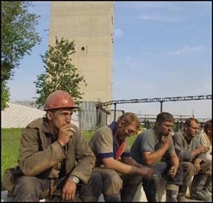 Из-за взрыва тысячи шахтеров остались без работы 
