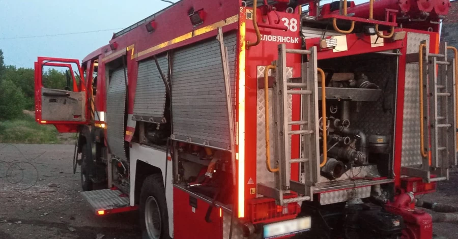 Пожежники у Слов’янську потрапили під повторний обстріл - є поранений