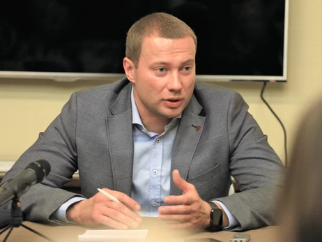 Детективы НАБУ сообщили о подозрении руководителю АМКУ и его жене