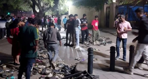 В Индии во время празднований победы команды в крикете погибли по меньшей мере 11 человек