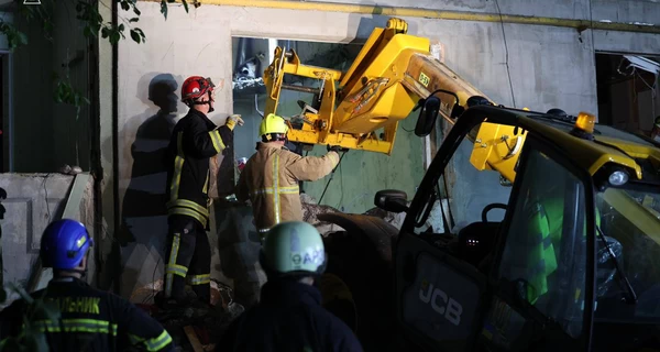 Количество погибших в Луцке возросло до двух человек, в городе объявили День траура