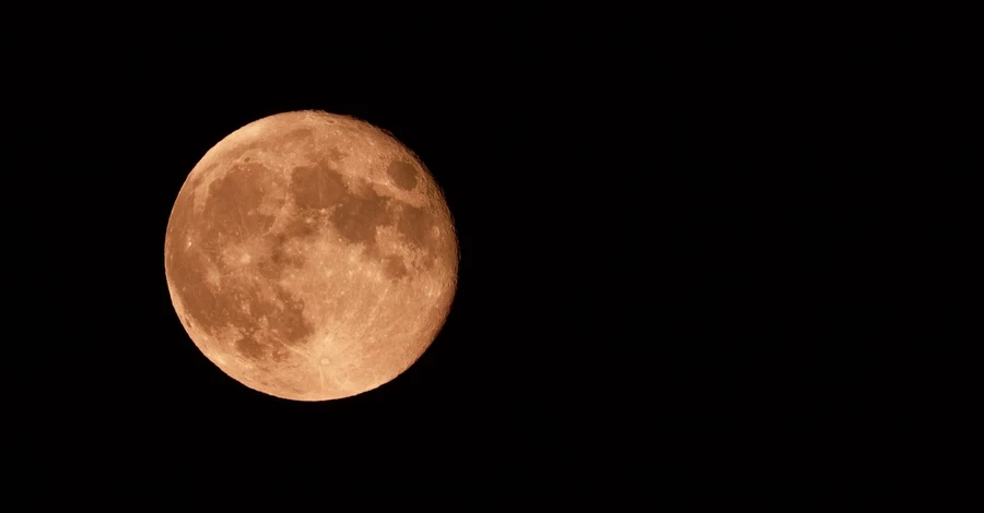 Українці зможуть побачити 10 червня 