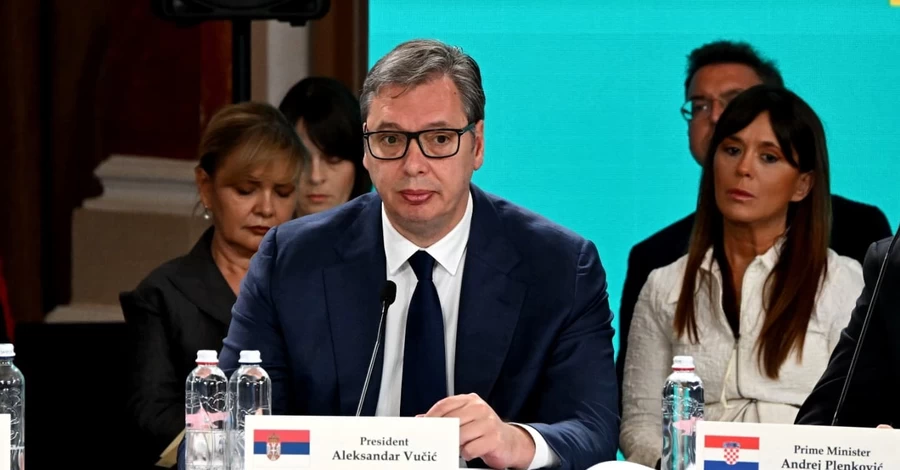 Президент Сербии предложил восстановить один-два города в Украине 