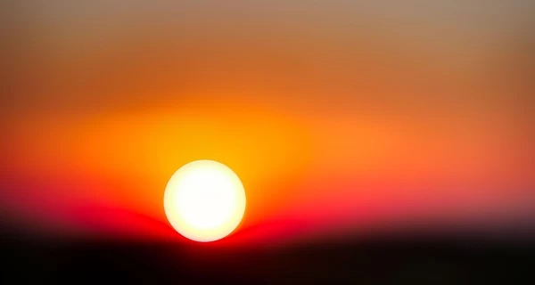 Космический аппарат впервые в истории сделал фото южного полюса Солнца