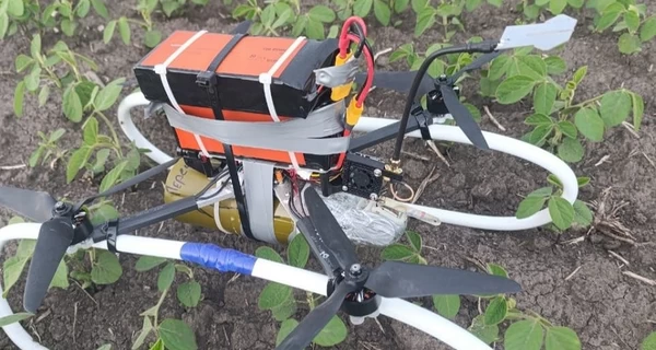 В приграничных селах Сумщины россияне охотятся на местных жителей дронами-ждунами