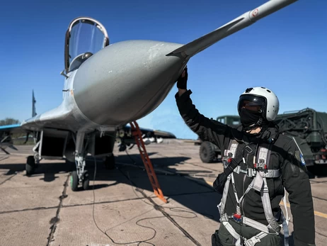 Воздушные силы показали, как украинский  МиГ-29 уничтожает пункт управления врага