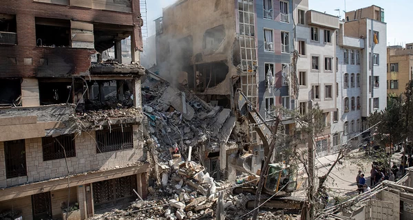 Израиль продолжил атаку на Иран - под удар попали ключевые оборонные объекты