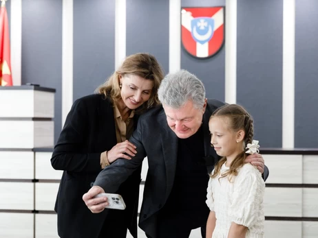 Порошенко змінив місце проживання та анонсував будівництво реабілітаційного центру для військових