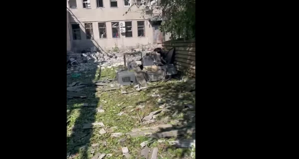 Две российские ракеты попали в клинику приюта для животных в Краматорске