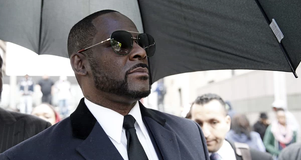 Приговоренный к 30 годам заключения R.Kelly заявил, что его пытаются убить в тюрьме