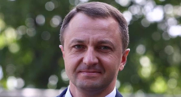 Лина Костенко призвала власть переизбрать Креминя языковым омбудсменом