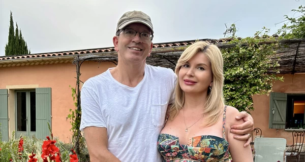 Телеведущая Инна Шевченко рассказала, как живет с тремя фамилиями во Франции: Все они законны