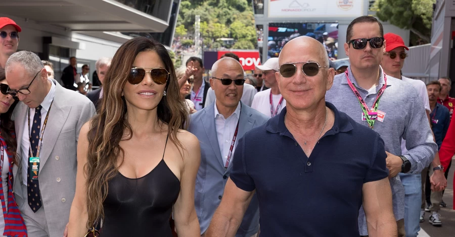 Свадьбу Джеффа Безоса и Лорен Санчес из-за протестов в Венеции перенесли на другую локацию