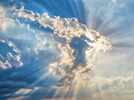 В пятницу в Украине наконец стихнет ветер, но на западе прогнозируют дожди - погода на 27 июня