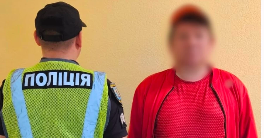 У Києві 49-річний чоловік катався між вагонами метро заради екстриму – його затримали