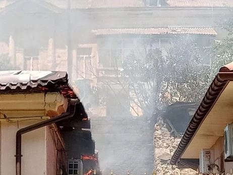  Російські дрони підпалили близько десятка будинків у Херсоні 