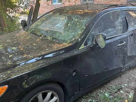 У Нікополі війська РФ вдарили дроном по автомобілю - четверо поранених