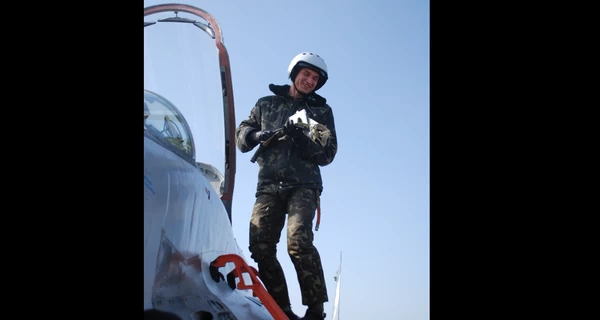 Зеленский присвоил погибшему ночью пилоту F-16 звание Герой Украины