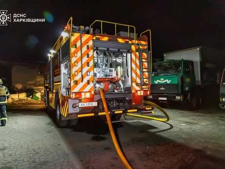 Росія вдарила дронами по Харківщині - пошкоджено СТО, постраждали 8 людей, серед них дитина