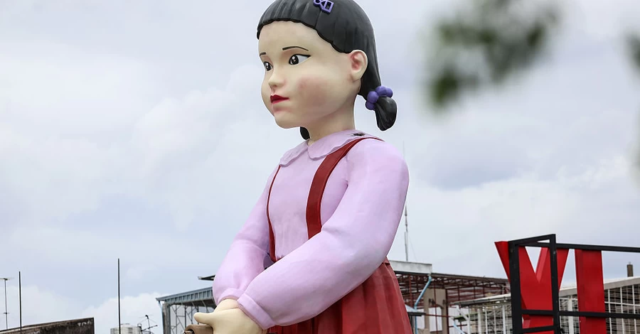 На Netflix вышел третий сезон сериала 