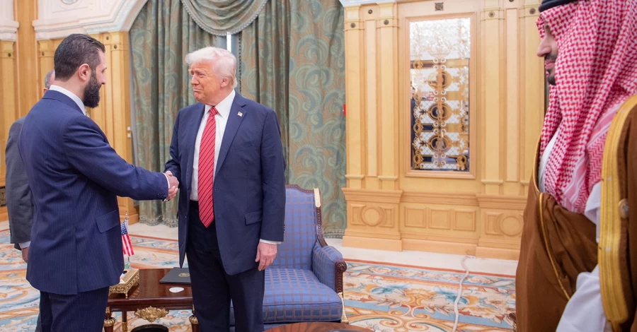 Трамп підписав указ про зняття санкцій з Сирії