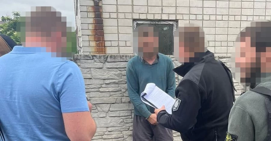 В Днепре работник ТЦК предлагал футбольной команде 