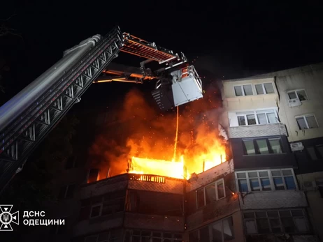 Россияне ударили по многоэтажке в Одессе, среди пострадавших - дети