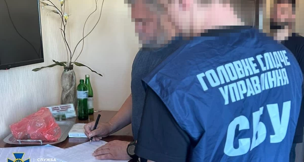 На Волыни депутат облсовет переправлял уклонистов за границу - ему сообщили о подозрении 